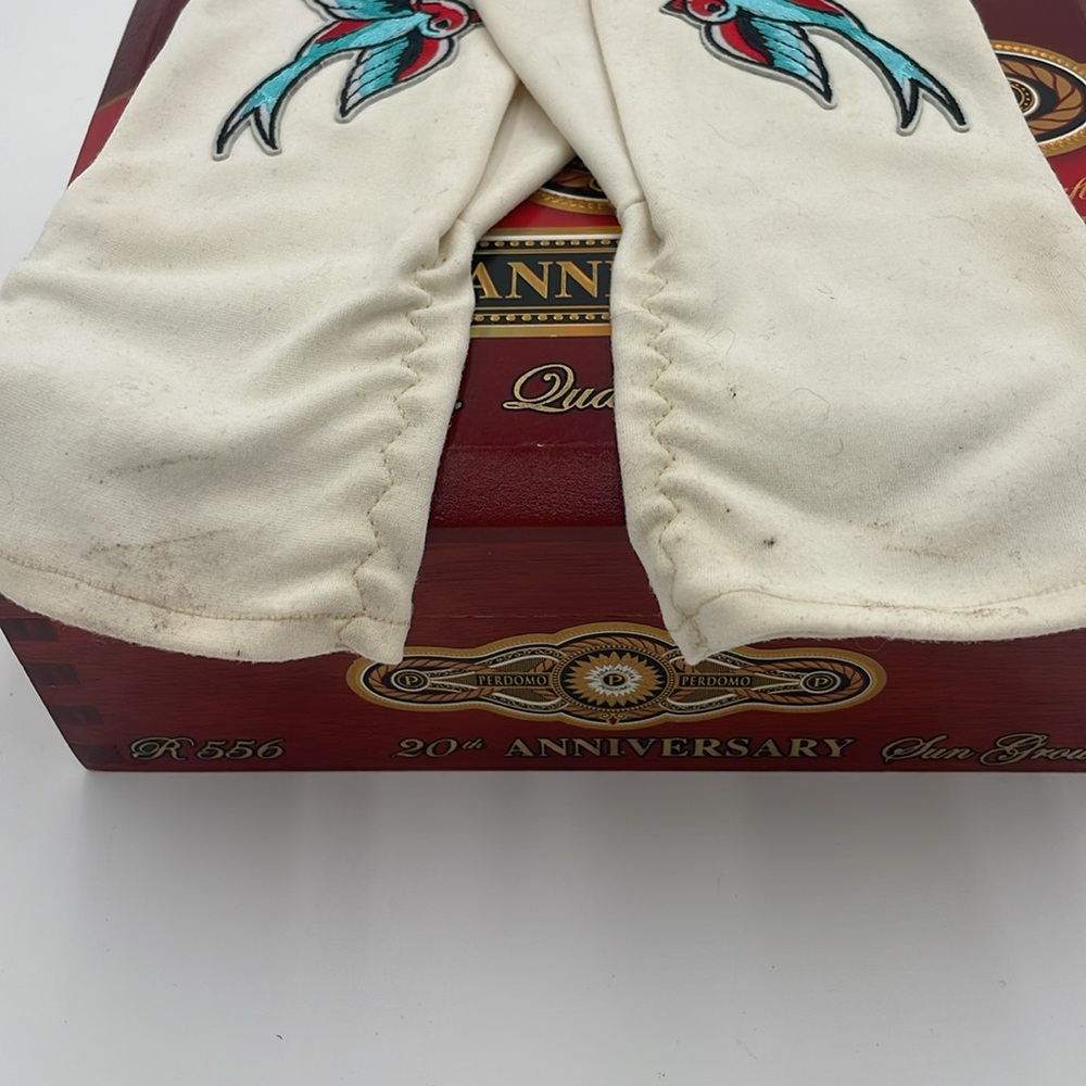 Vintage gloves with swallow accents, small size - Picture 3 of 6